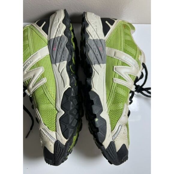 Merrell lime green women's Cruise Trail and Running Shoe. Size 8. - Picture 7 of 9